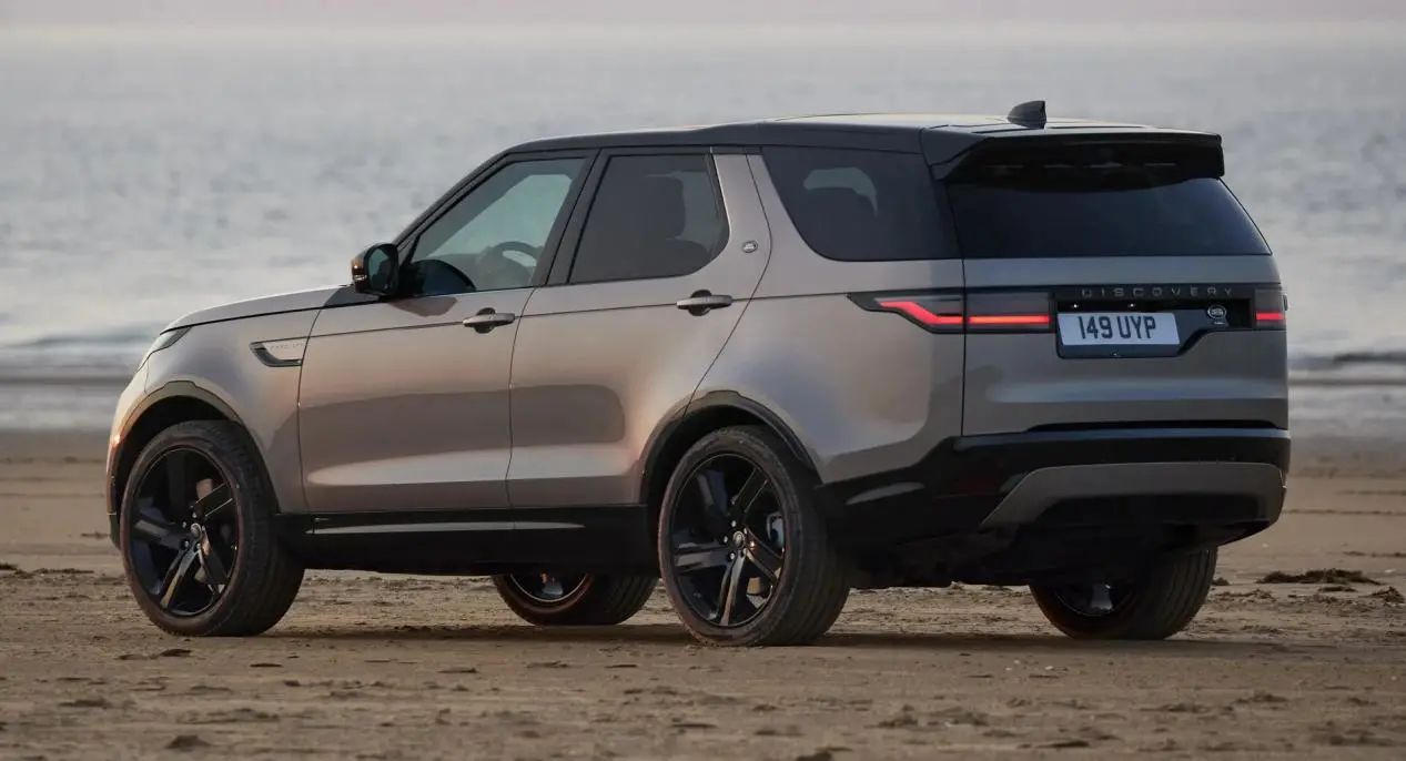 2021-Land-Rover-Discovery-Sport-2