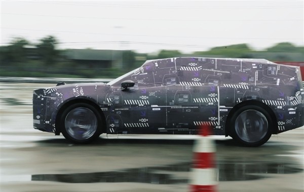 集度汽车机器人概念车曝光，售价20万元以上，北京车展将亮相！